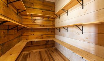 42545 Mattox Rd, Albany, OH 45710