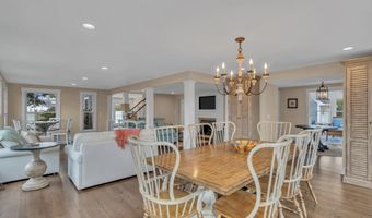 35 Bristol Pl, Bay Head, NJ 08742