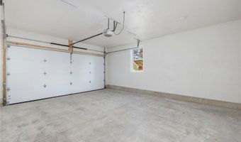 40 Overlook Ln, Glocester, RI 02814