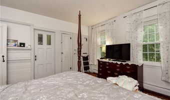 195 Town Farm Rd, Coventry, RI 02816