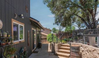 1070 Suzanne Dr, Angels Camp, CA 95222