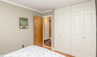 406 Manor Dr, Ann Arbor, MI 48105