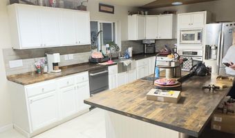 19549 E SCENIC LOOP Rd E, Black Canyon City, AZ 85324