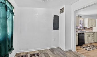 410 E 18th St, Baxter Springs, KS 66713