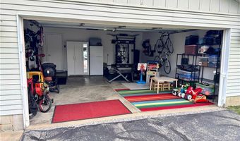 1899 Woodgate St, Austintown, OH 44515