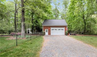 387 Woodruff Dr, Aylett, VA 23009