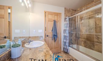 5102 Vista Way, Casper, WY 82601