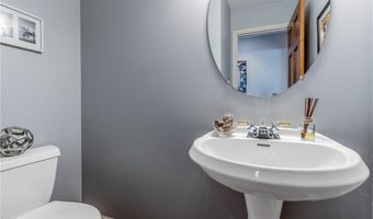 175 Crown Royal Dr, Amherst, NY 14221
