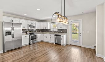 2067 Downstream Dr, Ashland City, TN 37015