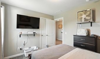 687 Sully Ct, Angola, IN 46703
