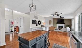 6092 Martha N Dr, Aurora, IN 47001