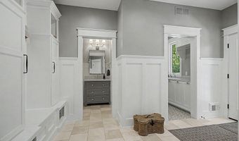 547 Roundtree Dr NE, Ada, MI 49301