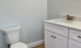 47 Woodbrey Ln, Standish, ME 04084