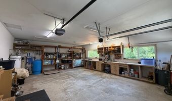 95663 MARTIN RANCH Rd, Brookings, OR 97415
