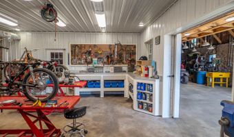 105 Couch St, Alton, MO 65606