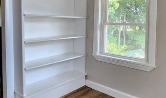 24 Warwick St, Bangor, ME 04401