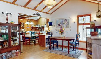 29 Carol St, Danbury, CT 06810