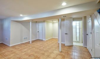 6 Levitt Ave, Bergenfield, NJ 07621