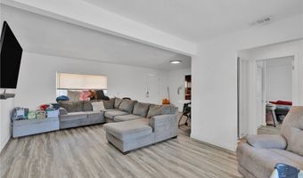 11806 Chamberlaine, Adelanto, CA 92301