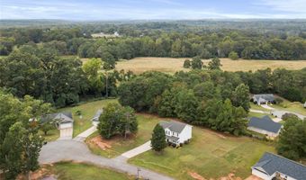 102 Lochenshire Pl, Belton, SC 29627