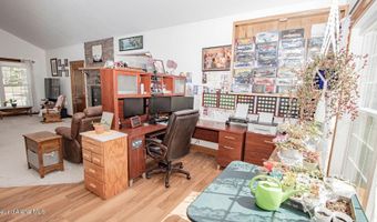 688 Champs Rd, Bonners Ferry, ID 83805
