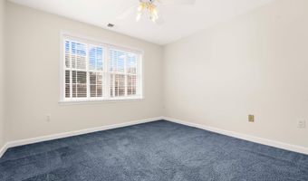 6940 FAIRFAX Dr 200, Arlington, VA 22213