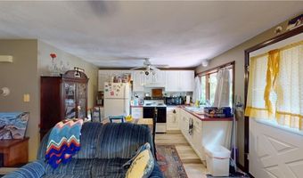 25 Phillip St, Coventry, RI 02816