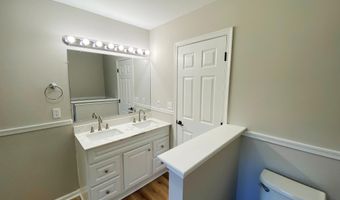 113 EMERALD RIDGE Dr, Bear, DE 19701