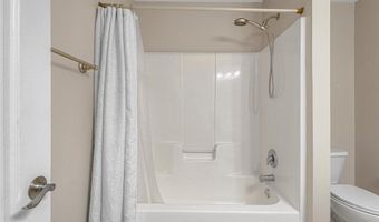 127 Linton Dr, Acworth, GA 30102