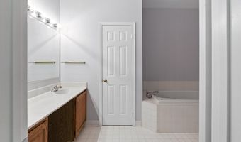 8244 QUILL POINT Dr, Bowie, MD 20720