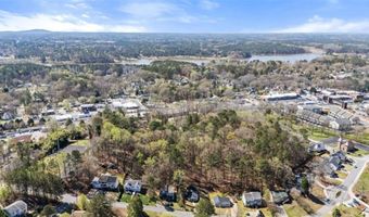 4383 Mitchell Hill Dr, Acworth, GA 30101