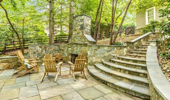 13311 DREWS Ln, Potomac, MD 20854