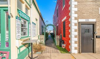 688 E Bay Ave, Barnegat, NJ 08005