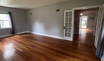 1207 8th St, Aurora, NE 68818