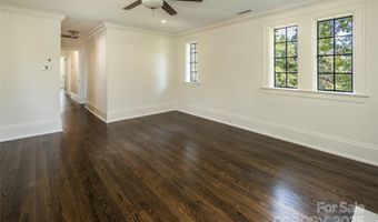 72 Windsor Rd, Asheville, NC 28804