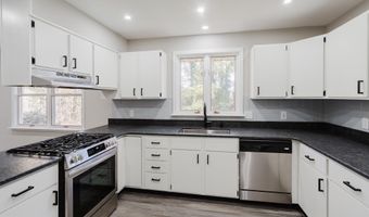 5 CROSSLEY Dr, Dover, DE 19901