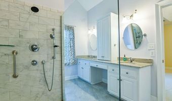 211 Stonecrest Ct, Athens, GA 30605