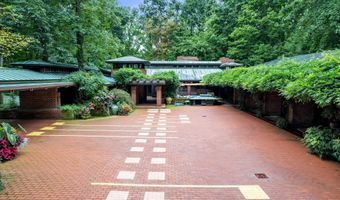 5140 Turtle Point Dr, Ann Arbor, MI 48105