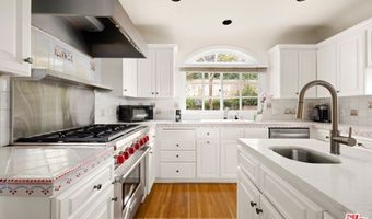 1717 Comstock Ave, Los Angeles, CA 90024