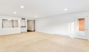 30 Argyle Ave 206, East Providence, RI 02915