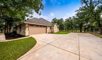 156 Crescent Rdg, Adkins, TX 78101