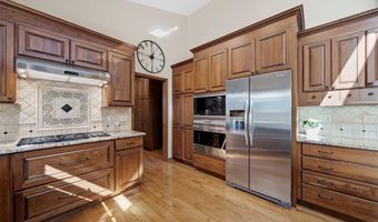 522 Arbor Meadow Dr, Ballwin, MO 63021