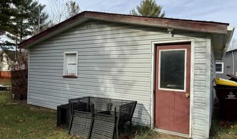 711 Francisco Ave, Alma, MI 48801