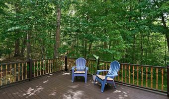 40 Lakewood Dr, Alton, NH 03810