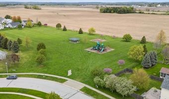 1415 Deerfield Dr, North Liberty, IA 52317