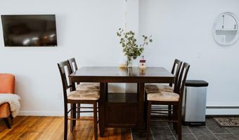 70 Carroll Ave 405, Newport, RI 02840