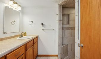 106 NW Scott St, Ankeny, IA 50023