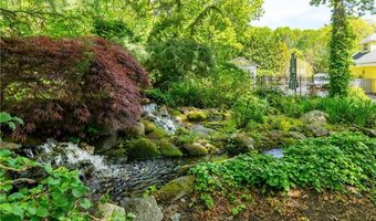 15 Justin Rd, East Greenwich, RI 02818