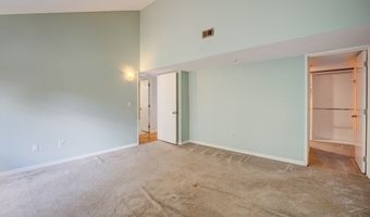 522 Tumbling Hawk 522, Acton, MA 01718