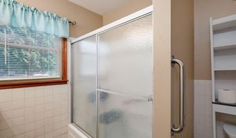 1301 S Tyler Ave, Aurora, MO 65605